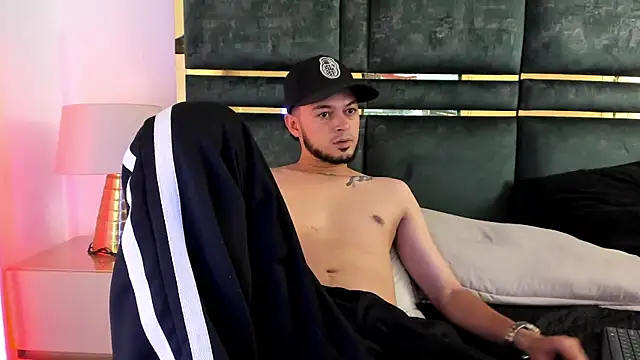 GaelyCoral online show from 15, 4, 2026