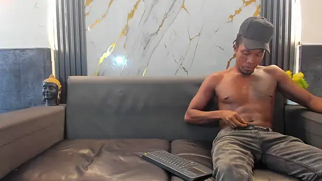 Jeanpieroo26 online show from 10, 4, 2026