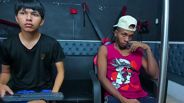 Snapshot of Jeanpieroo26 chatting on 27, 2, 2026 Jeanpieroo26 online show from 27, 2, 2026