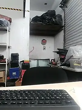OMARMEX1 online show from 8, 4, 2026