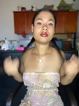 Snapshot of Romie_rous chatting on 14, 7, 2026 Romie rous online show from 14, 7, 2026