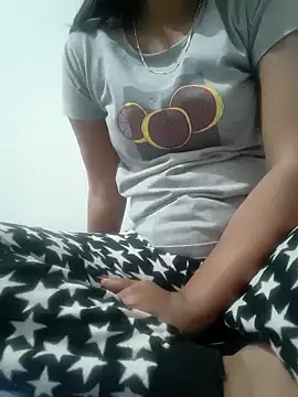 Snapshot of Fantasy_Queen94 chatting on 16, 2, 2026 Fantasy Queen94 online show from 16, 2, 2026