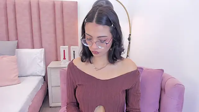 im lily  online show from 8, 3, 2026