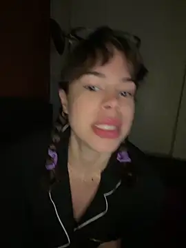 Brigitte01 online show from 7, 4, 2026