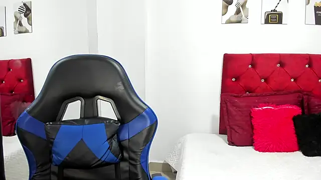 Madison Rosee online show from 5, 4, 2026