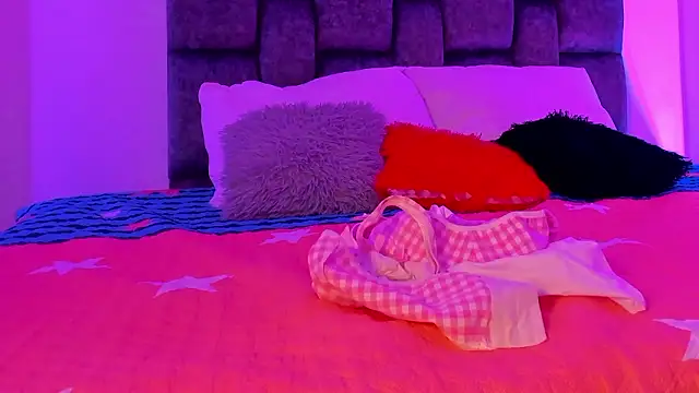 Snapshot of Madison_Rosee chatting on 28, 2, 2026 Madison Rosee online show from 28, 2, 2026