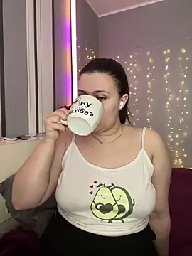 Snapshot of lipsi_vikki chatting on 18, 2, 2026 lipsi vikki online show from 18, 2, 2026