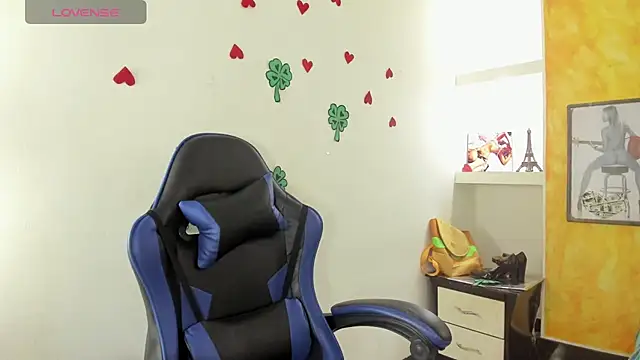 peachy hot online show from 26, 3, 2026