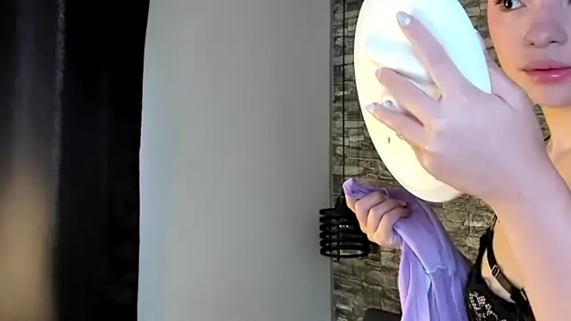 ASHLEY COLLINS1 online show from 8, 4, 2026