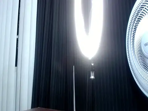 Snapshot of dirtysecrets1 chatting on 16, 2, 2026 dirtysecrets1 online show from 16, 2, 2026