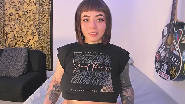 Snapshot of Aria_x_Orien_ chatting on 15, 7, 2026 Aria x Orien online show from 15, 7, 2026