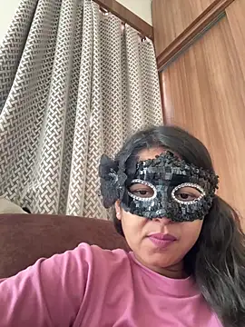 raavigirl online show from 16, 5, 2026