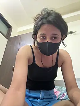 raavigirl online show from 12, 3, 2026