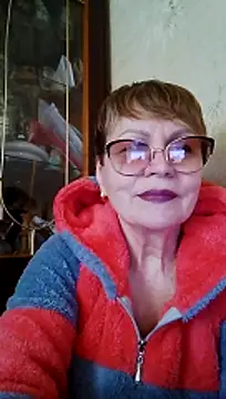 SophieBurns online show from 6, 4, 2026