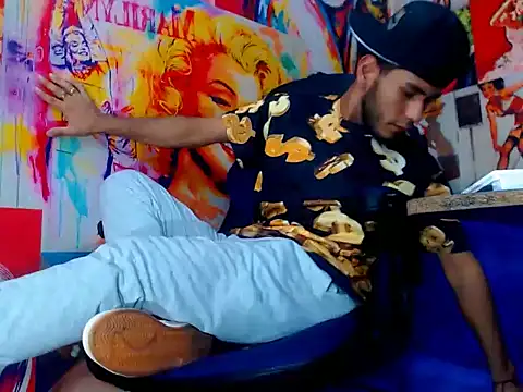 warmNoah online show from 7, 4, 2026