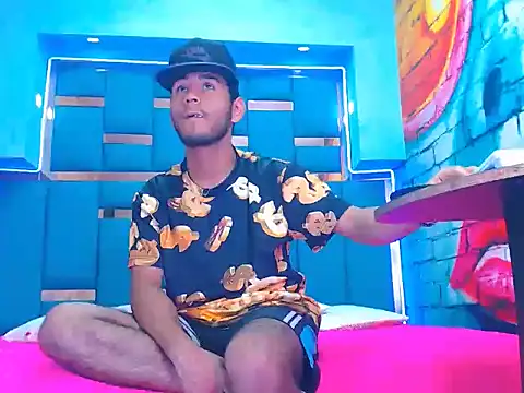 warmNoah online show from 10, 3, 2026