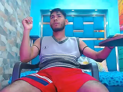 Snapshot of warmNoah chatting on 13, 2, 2026 warmNoah online show from 13, 2, 2026