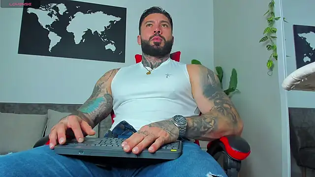 Alessrose online show from 11, 4, 2026