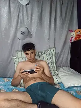 Snapshot of baby_22cm chatting on 14, 7, 2026 baby 22cm online show from 14, 7, 2026
