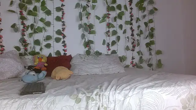 Snapshot of karolsweetvagi chatting on 22, 6, 2026 karolsweetvagi online show from 22, 6, 2026
