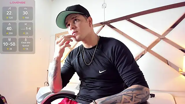 Snapshot of rayan_linxx chatting on 18, 2, 2026 rayan linxx online show from 18, 2, 2026