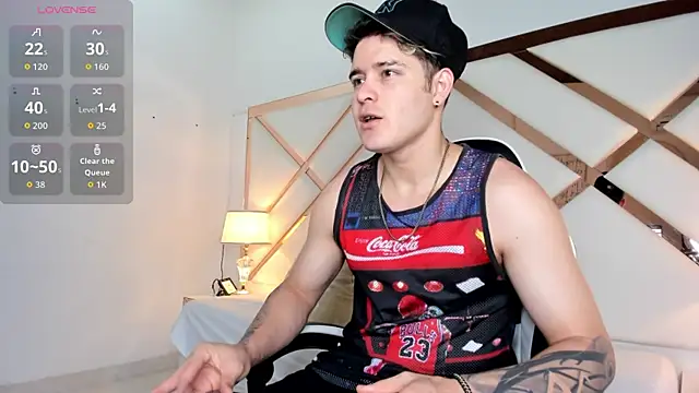 Snapshot of rayan_linxx chatting on 23, 2, 2026 rayan linxx online show from 23, 2, 2026