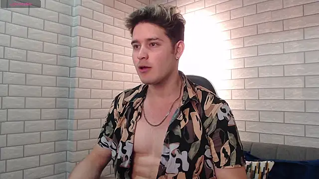 Snapshot of rayan_linxx chatting on 27, 2, 2026 rayan linxx online show from 27, 2, 2026