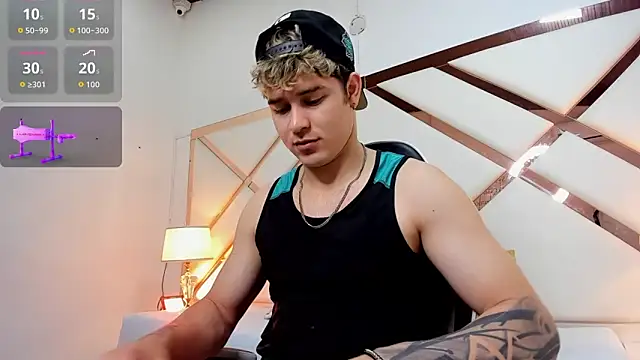 rayan linxx online show from 14, 4, 2026