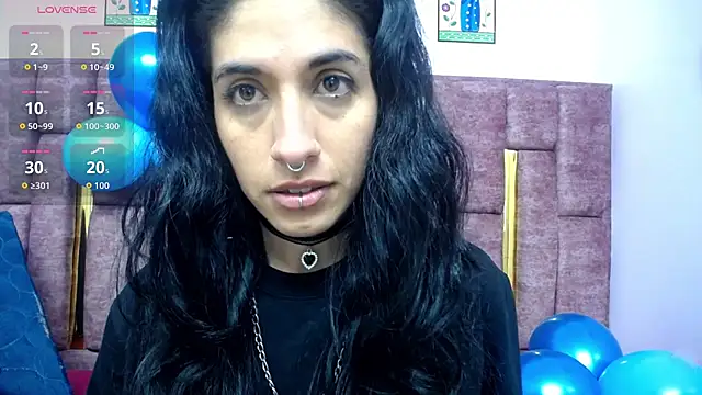 FRANCESCA LOVE  online show from 28, 4, 2026