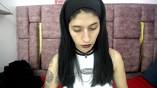 Snapshot of FRANCESCA_LOVE_ chatting on 7, 6, 2026 FRANCESCA LOVE online show from 7, 6, 2026
