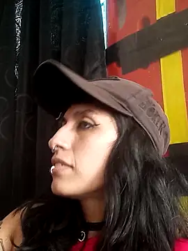 FRANCESCA LOVE  online show from 3, 3, 2026