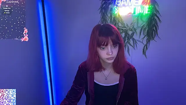 Snapshot of CassyVixen chatting on 4, 3, 2026 CassyVixen online show from 4, 3, 2026