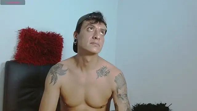 Snapshot of SkinnyDevil12 chatting on 15, 2, 2026 SkinnyDevil12 online show from 15, 2, 2026