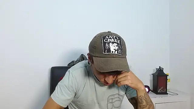 Snapshot of SkinnyDevil12 chatting on 16, 2, 2026 SkinnyDevil12 online show from 16, 2, 2026