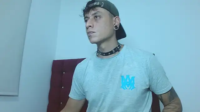 Snapshot of SkinnyDevil12 chatting on 24, 2, 2026 SkinnyDevil12 online show from 24, 2, 2026