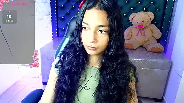 Snapshot of aylannyy_m chatting on 9, 6, 2026 aylannyy m online show from 9, 6, 2026