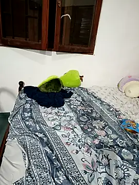 micavicexx online show from 28, 2, 2026