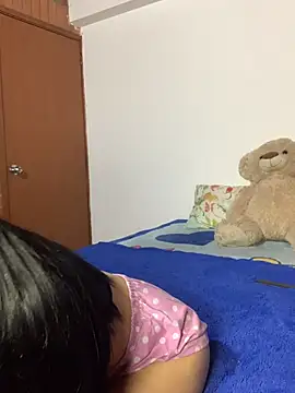 mia petite2007 online show from 23, 2, 2026