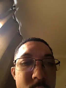 MOREN044 online show from 8, 4, 2026