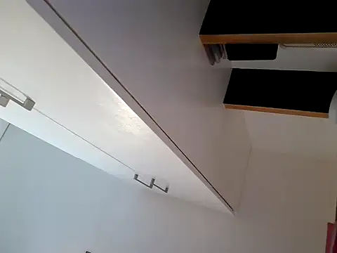 Avery 69 online show from 7, 3, 2026