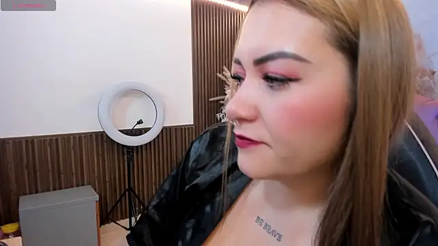 LUNAKITTY TAY online show from 7, 7, 2026