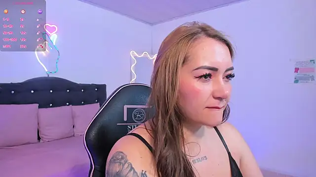 LUNAKITTY TAY online show from 17, 6, 2026