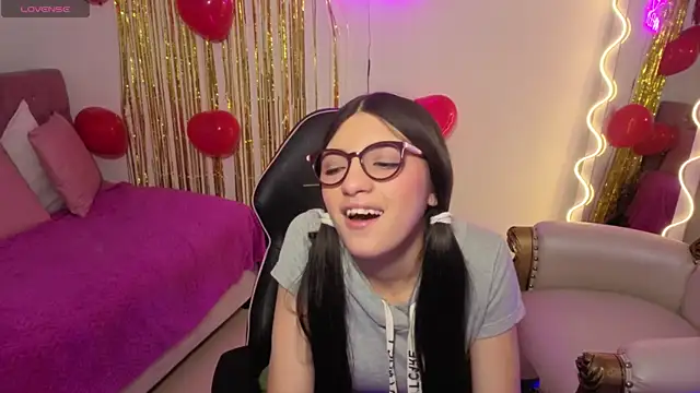 Snapshot of MAHYRA_TAY chatting on 19, 2, 2026 MAHYRA TAY online show from 19, 2, 2026