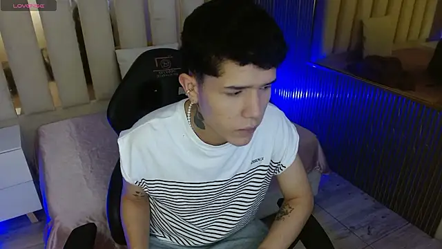 estefan tay online show from 28, 2, 2026