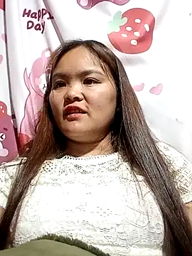 Snapshot of Luminana chatting on 1, 3, 2026 Luminana online show from 1, 3, 2026