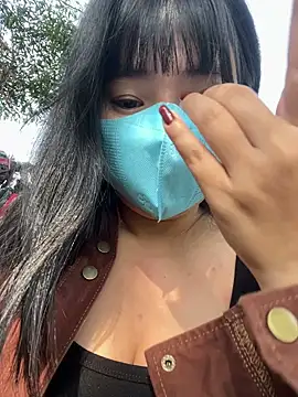 Lewd couple online show from 13, 3, 2026