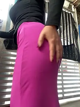 Lewd couple online show from 25, 2, 2026