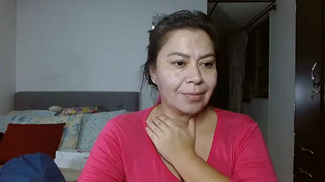 Snapshot of Karo_sexy chatting on 15, 2, 2025 Karo sexy online show from 15, 2, 2025