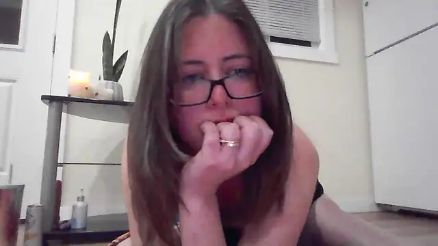 Snapshot of Naomi_Blaire chatting on 6, 2, 2026 Naomi Blaire online show from 6, 2, 2026