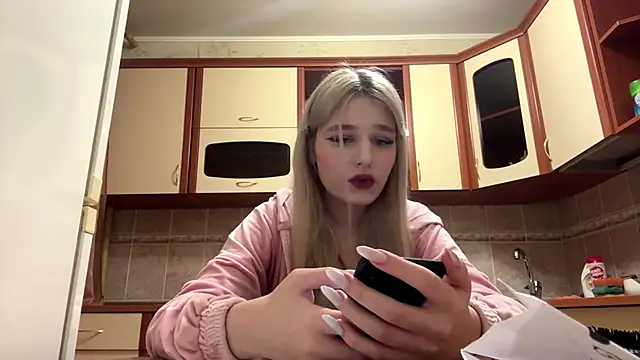 Snapshot of MiaBerlateen chatting on 13, 2, 2026 MiaBerlateen online show from 13, 2, 2026